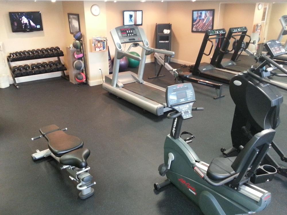 Comfort Inn & Suites Glen Mills - West Chester Экстерьер фото