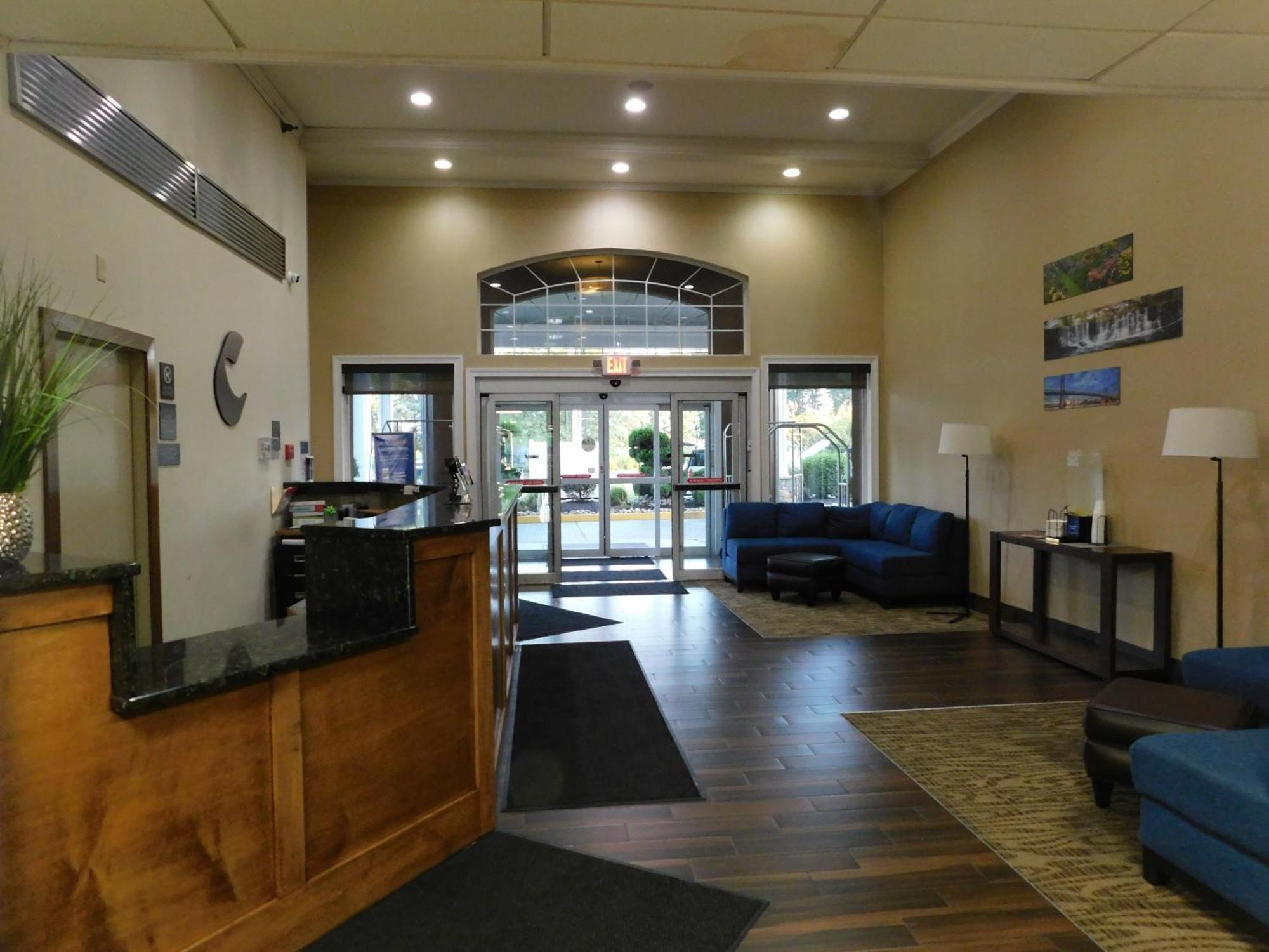Comfort Inn & Suites Glen Mills - West Chester Экстерьер фото